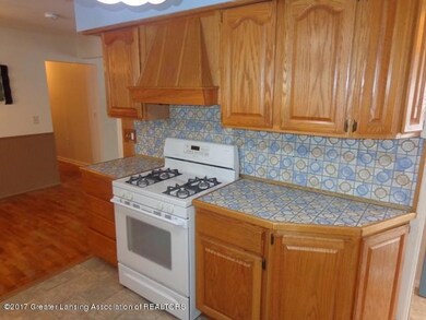 1002 N Waverly Rd, Lansing, MI 48917 - photo 5