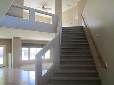 923 E Powell Way, Chandler, AZ 85249 - photo 4