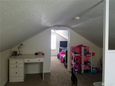 2953 Garfield St, Longview, WA 98632 - photo 4