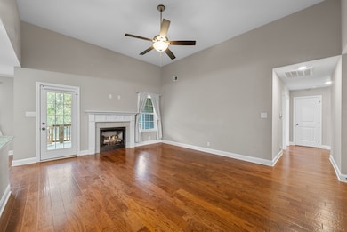 2336 Colston Dr, Clarksville, TN 37042 - photo 5