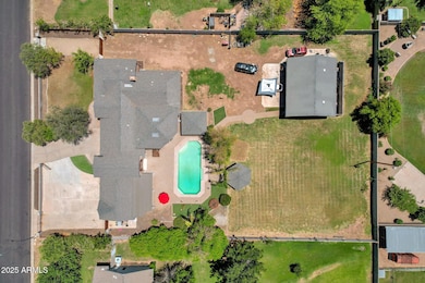 2043 E Quartz St (1)