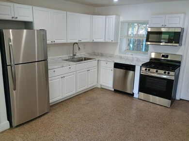 2465 NE 14th Ave, Pompano Beach, FL 33064 - photo 2