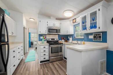 273 Plantation Dr, Titusville, FL 32780 - photo 2