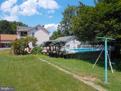 3946 Lincoln St, Chambersburg, PA 17202 - photo 3