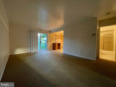 24 Kearney Dr, North Wales, PA 19454 - photo 5