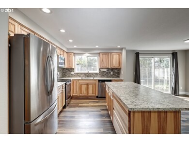 200 W 9th St, Newberg, OR 97132 - photo 7