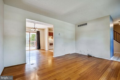 1210 Hunter Rd, Pasadena, MD 21122 - photo 7