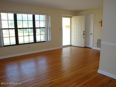 6331 Solandra Dr, Jacksonville, FL 32210 - photo 2