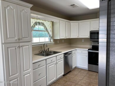 kitchen 2 Wyatt ln