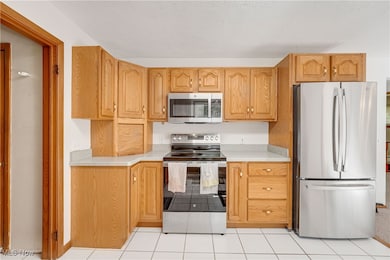 14705 Hubbard Rd, Burton, OH 44021 - photo 3