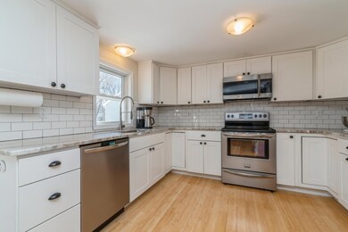 76 Elizabeth Taylor Ln, South Portland, ME 04106 - photo 6