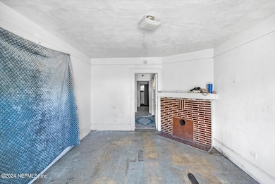 03-3311 N Pearl St (3)