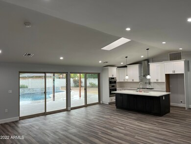 8323 N 10th Ave, Phoenix, AZ 85021 - photo 7