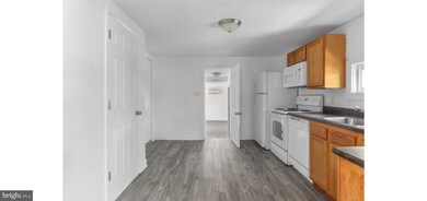 4715 Hazelwood Ave unit A, Baltimore, MD 21206 - photo 2