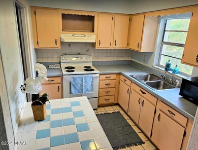 Valencia Kitchen
