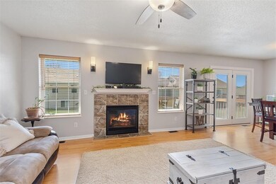 114 Maiden St, Center Point, IA 52213 - photo 2