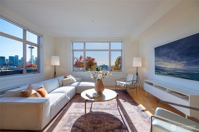 Living room with City, Space Needle, and Pugetr Sound Views
