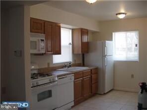 107 W Woodlawn Ave unit A, Maple Shade, NJ 08052 - photo 4