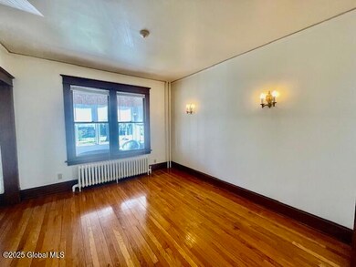 319 Mountain St, Albany, NY 12209 - photo 7
