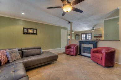 007- Family Room