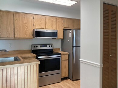 Kitchen with S/S appliances