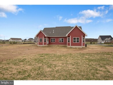 306 Derik Ct, New Castle, DE 19720 - photo 2