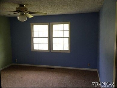 108 Quiet Woods Dr, Leicester, NC 28748 - photo 7