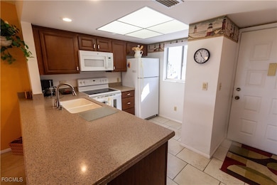 8200 Summerlin Village Cir unit 101, Fort Myers, FL 33919 - photo 4