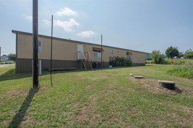 638 Coyote Trail, Rhome, TX 76078 - photo 3