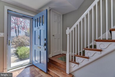 807 Devon Place, Alexandria, VA 22314 - photo 3