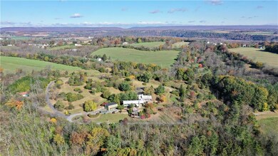 4670 Overlook Rd, Coplay, PA 18037 - photo 2