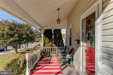 207 S Willow St, Kennett Square, PA 19348 - photo 3