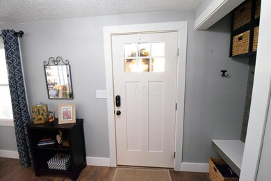 1807 Old Shay Ct, Columbus, OH 43229 - photo 4