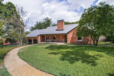 2432 Hideaway Dr, Dallas, TX 75214 - photo 2