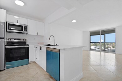 Delphi Towers unit 704, Pompano Beach, FL 33062 - photo 5