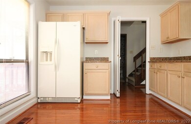 515 S McPherson Church Rd, Fayetteville, NC 28303 - photo 4