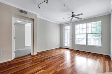 7342 Oak Manor Dr unit 4207, San Antonio, TX 78229 - photo 4