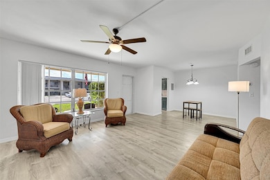 711 SE 7th Ave unit 3, Pompano Beach, FL 33060 - photo 3