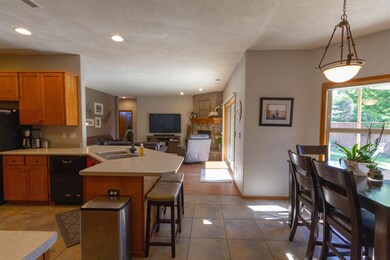 313 Donna Way -31