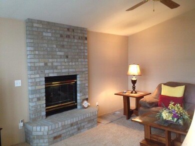 870 Westrop Dr, Central Point, OR 97502 - photo 5