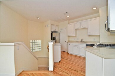 3725 Main Plaza Dr, Houston, TX 77025 - photo 7