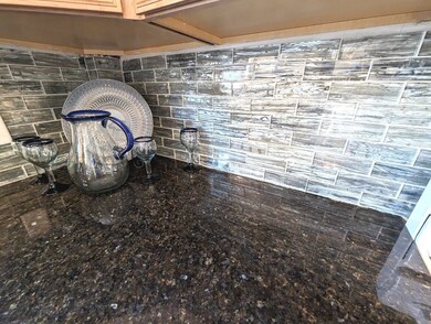 238 Quincy Shore Dr, Quincy, MA 02171 - photo 4