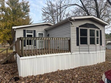 1085 Spring Bay Rd unit 148, East Peoria, IL 61611 - photo 3