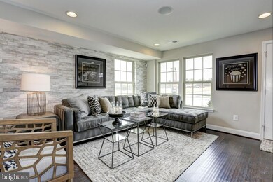 13642 Crossbill Aly, Clarksburg, MD 20871 - photo 2