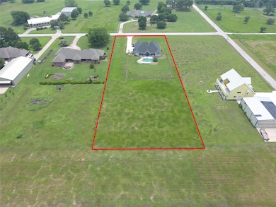 PERFECT AREA FOR A LARGE HANGAR / BARN
