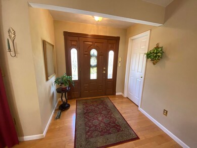 2 Foyer