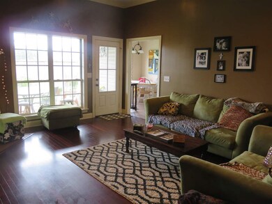 Photo 6