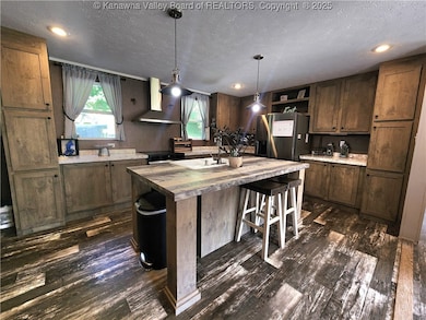 2573 Pentacre Rd, Elkview, WV 25071 - photo 4