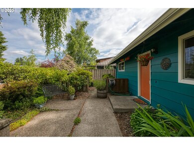 2180 Providence St, Eugene, OR 97401 - photo 4