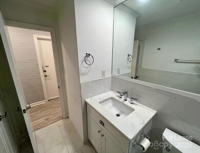 400 Queens Rd unit B4, Charlotte, NC 28207 - photo 6